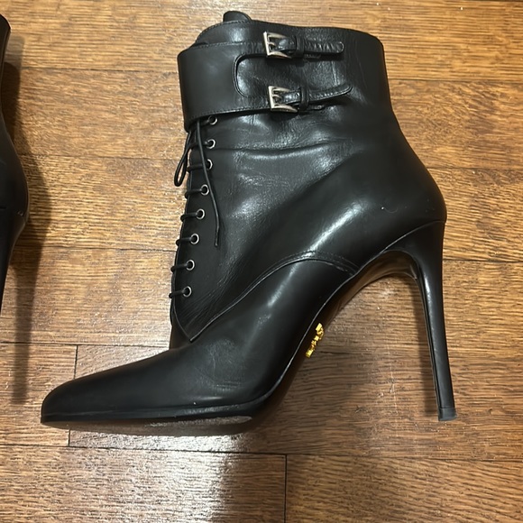 Prada lace up stilettò boots - Picture 2 of 8
